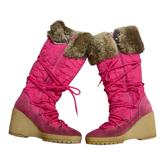 Coach Sofia Fuchsia Quilted Rabbit Fur Pink Boots
Sz 8.5 Wedge Platform - Picture 2 of 6